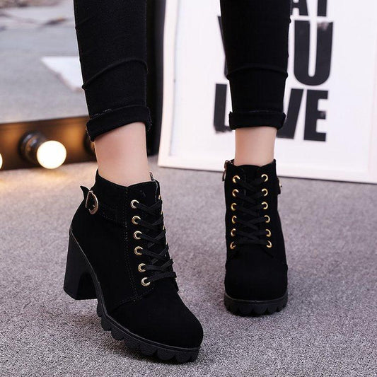 Cross strappy booties with Martin boots - Comfortably chique
